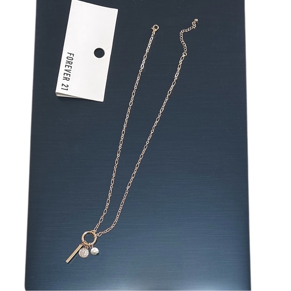 Forever 21 Women's Adjustable Gold-tone Charm Necklace NWT - Picture 3 of 3